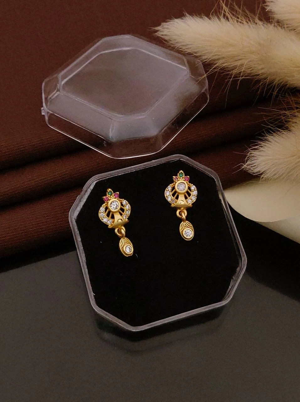 Ad micro daily use Ear rings tops
