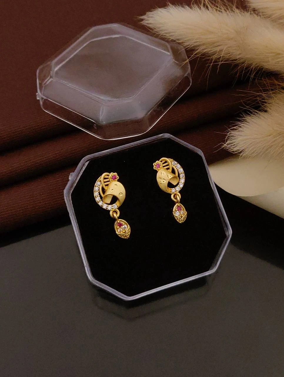 Ad micro daily use Ear rings tops