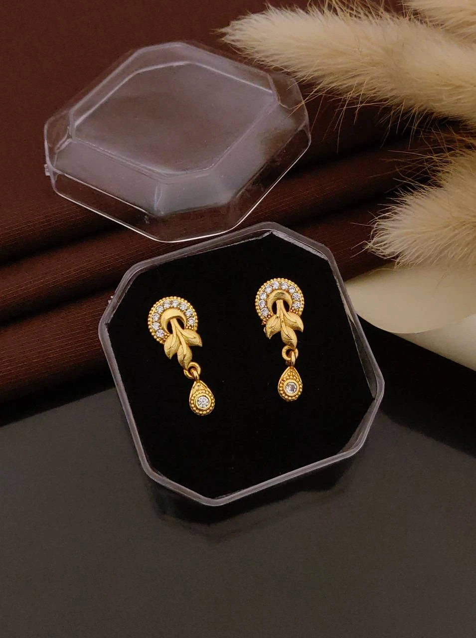 Ad micro daily use Ear rings tops