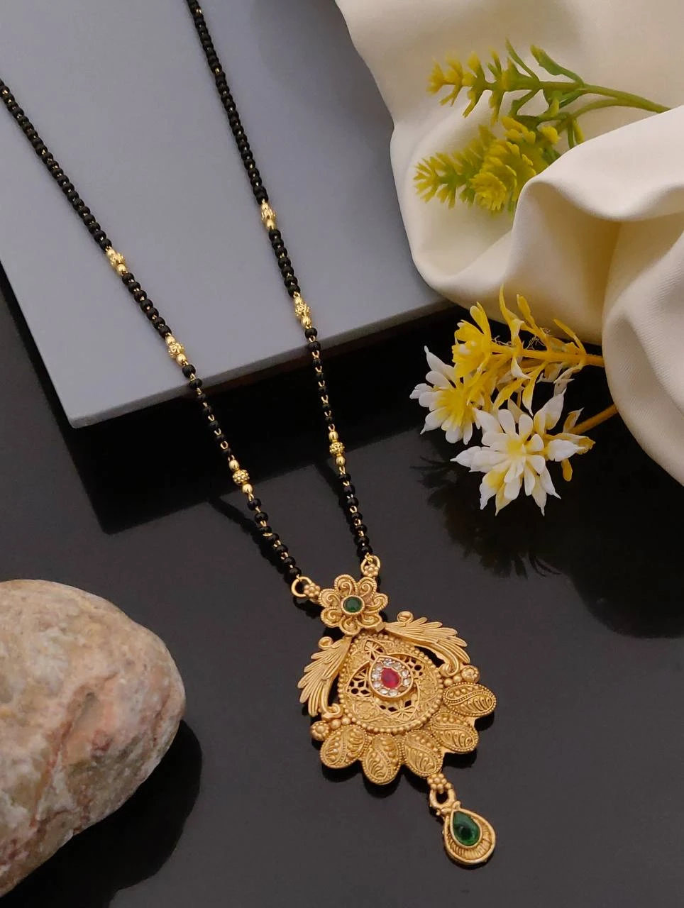 Mate Rajwadi polish Short Mangalsutra