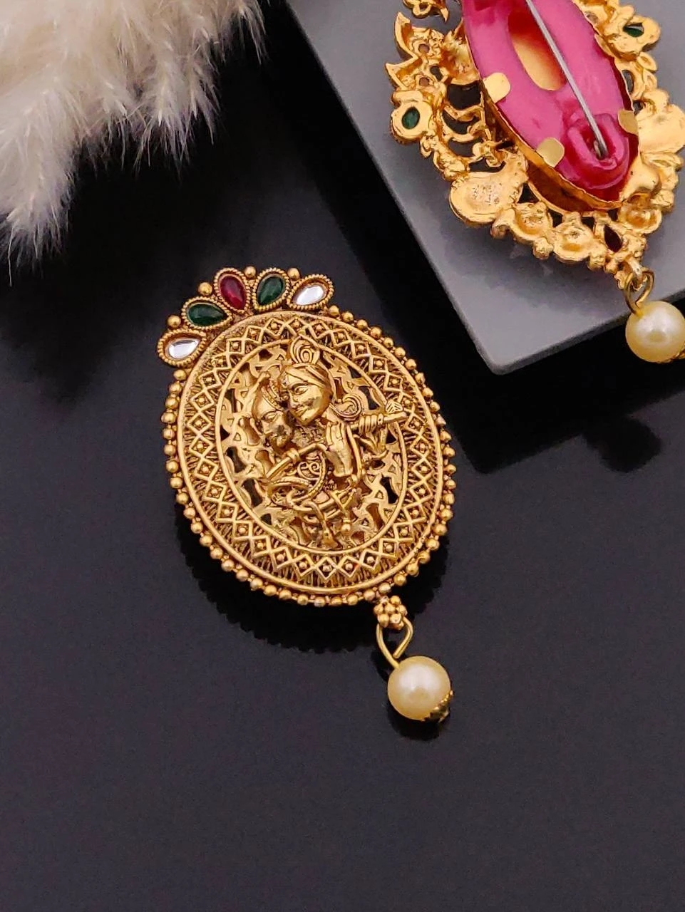 New Design mate Rajwadi polish Saree Pin