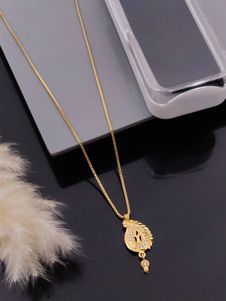 New Design Micro Chain Pendant Set