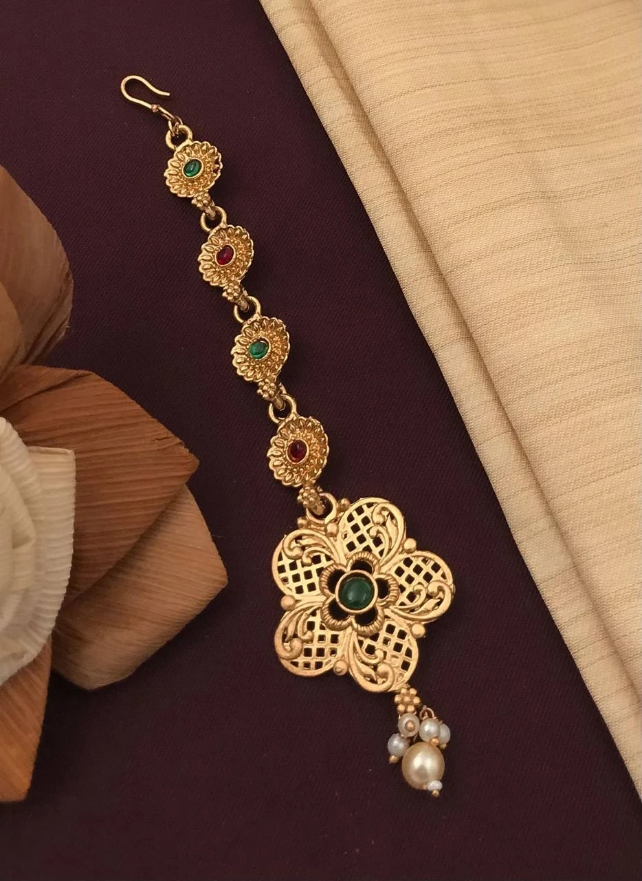New design mate Rajwadi polish mang tikka