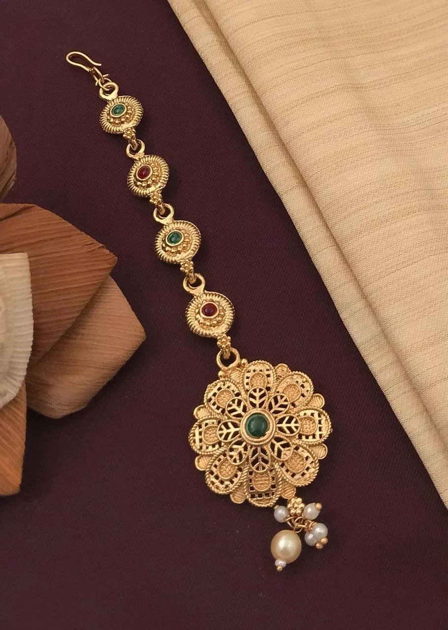New design mate Rajwadi polish mang tikka