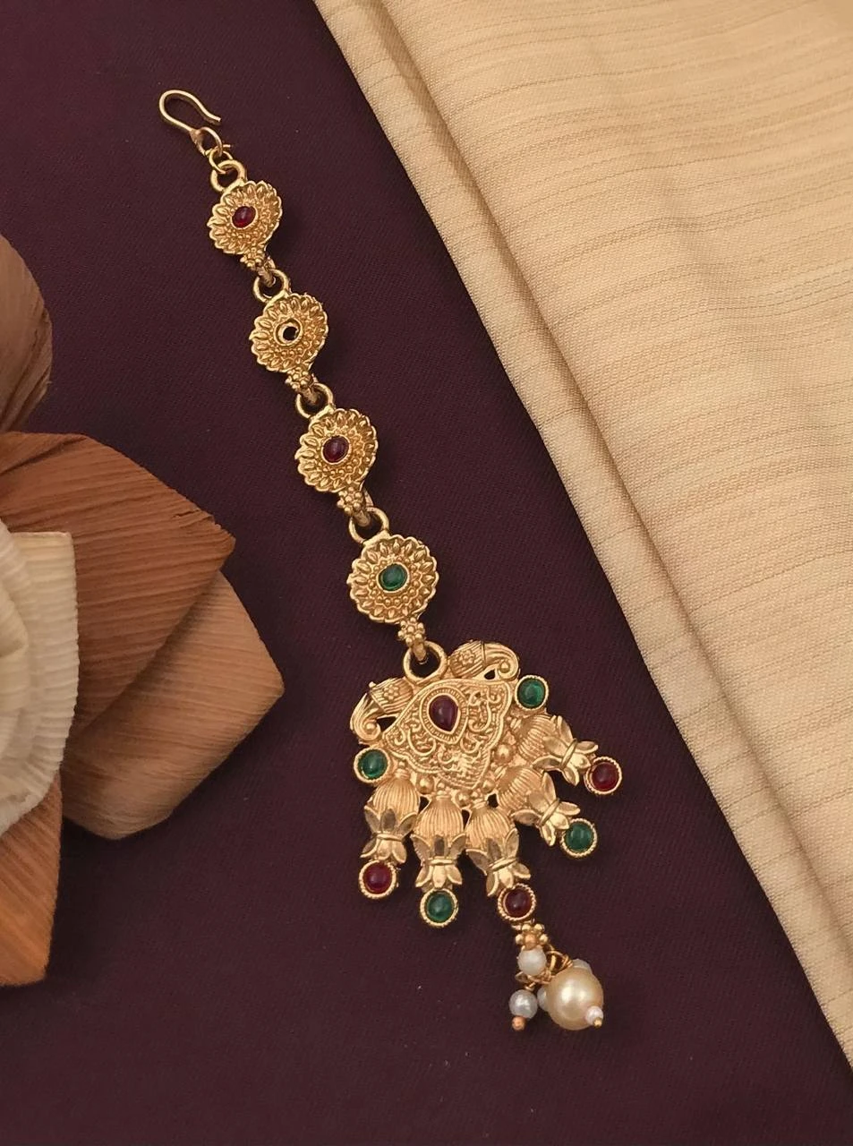 New design mate Rajwadi polish mang tikka