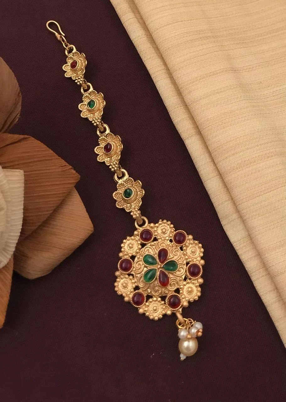 New design mate Rajwadi polish mang tikka