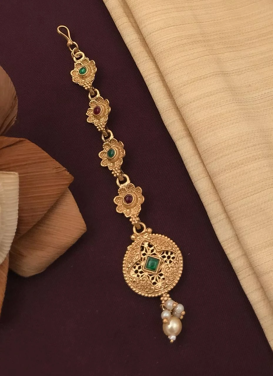 New design mate Rajwadi polish mang tikka
