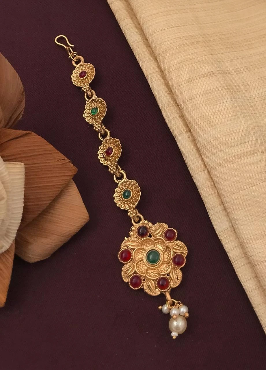 New design mate Rajwadi polish mang tikka