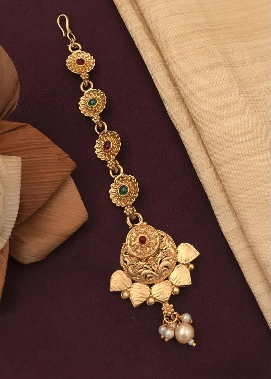 New design mate Rajwadi polish mang tikka