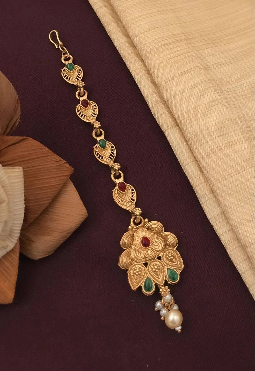 New design mate Rajwadi polish mang tikka