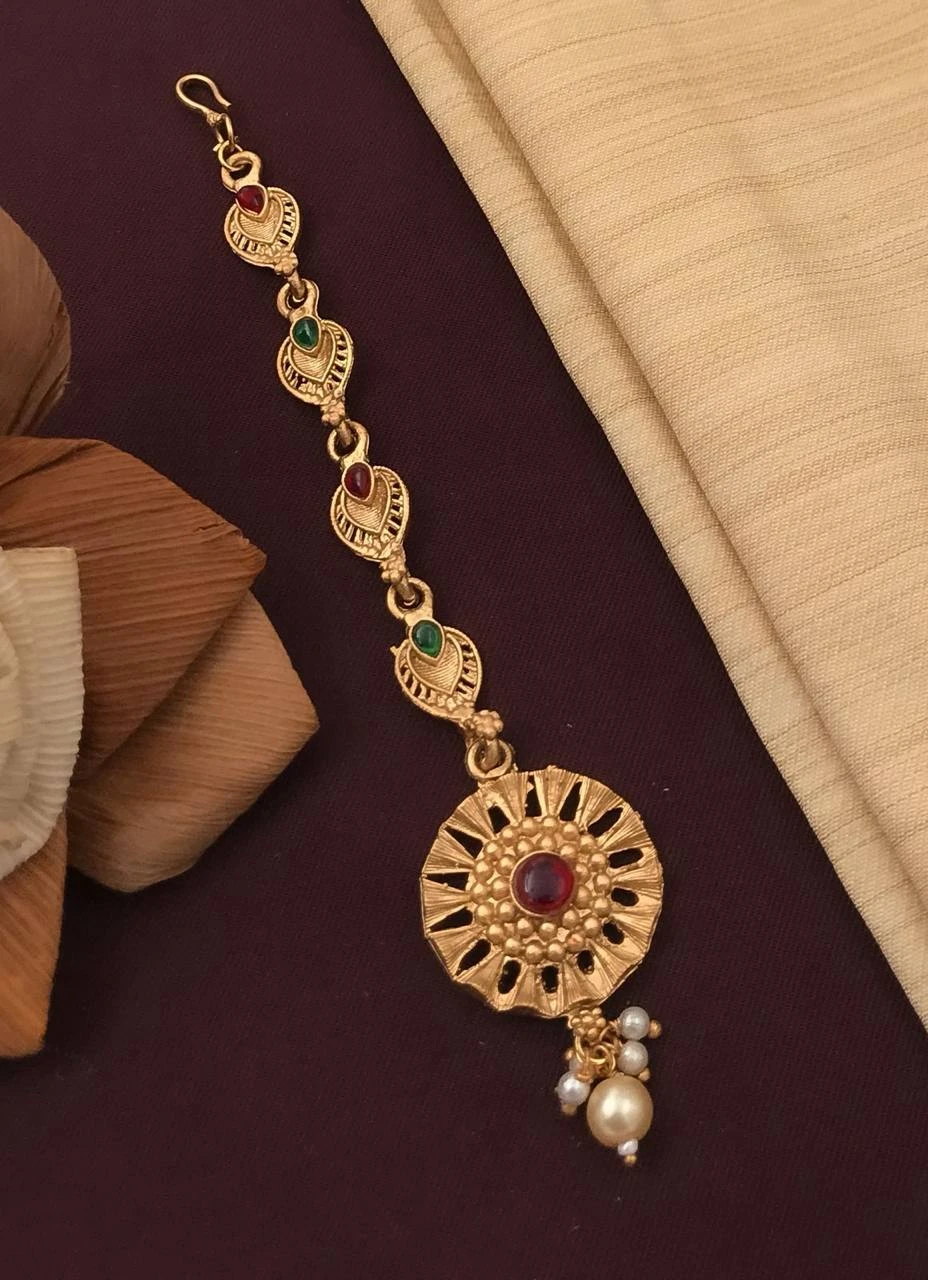 New design mate Rajwadi polish mang tikka