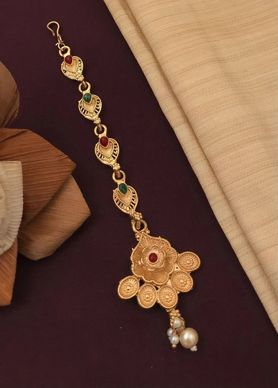 New design mate Rajwadi polish mang tikka