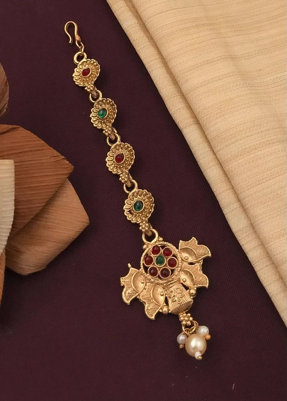 New design mate Rajwadi polish mang tikka
