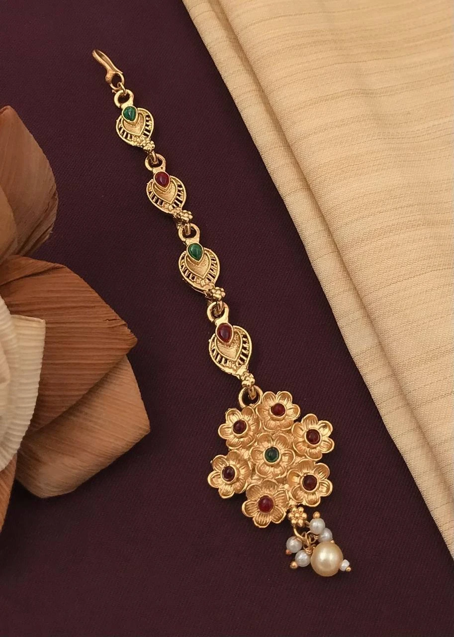 New design mate Rajwadi polish mang tikka