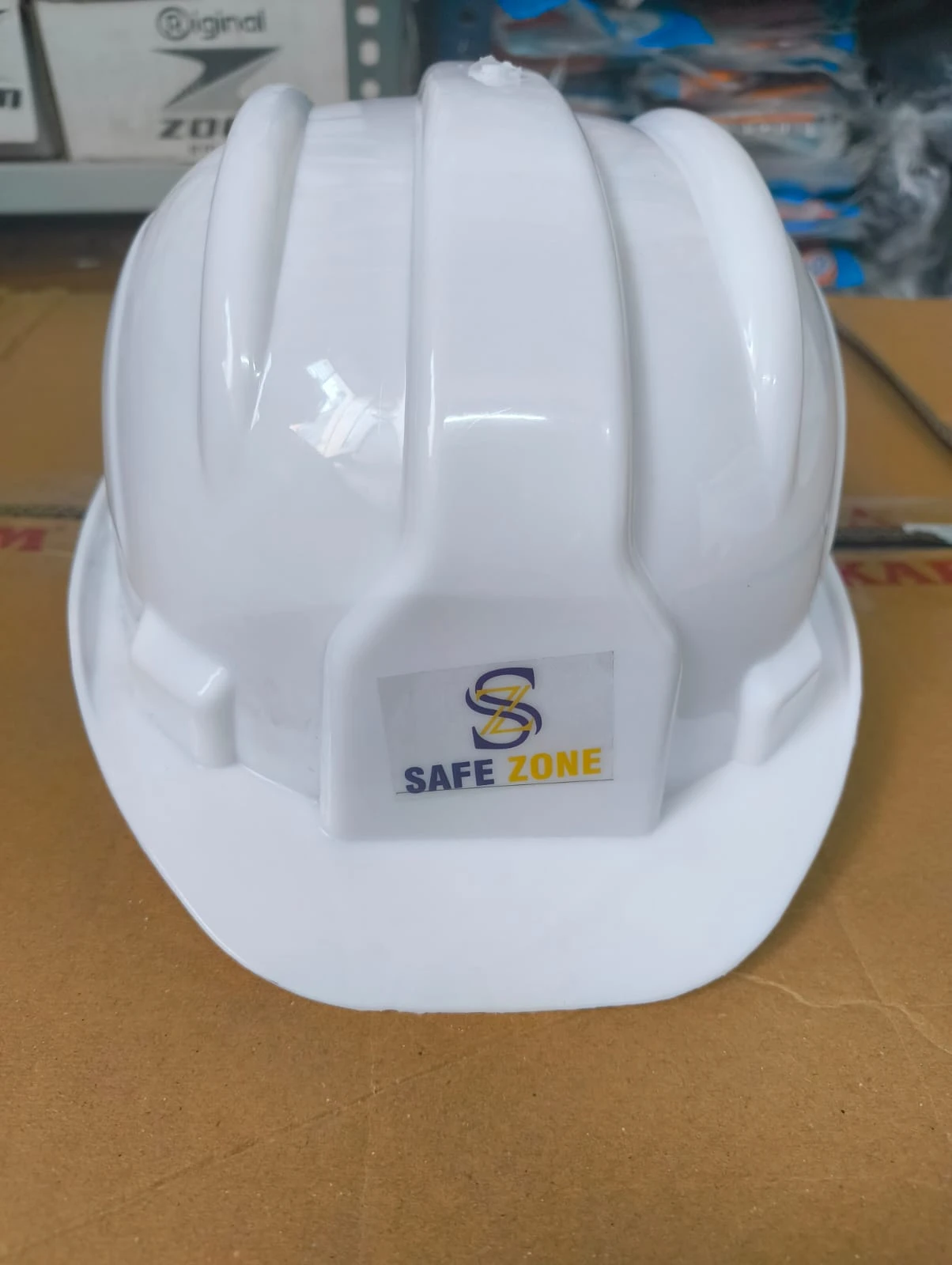 Safe Zone safety helmet ratchet