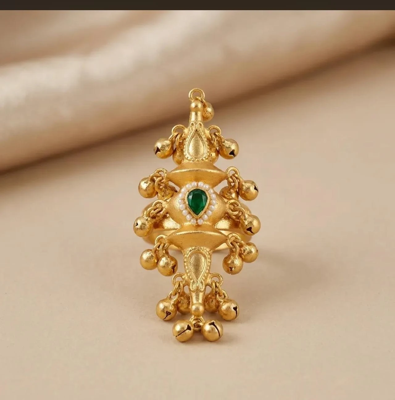 Kashmiri finger ring