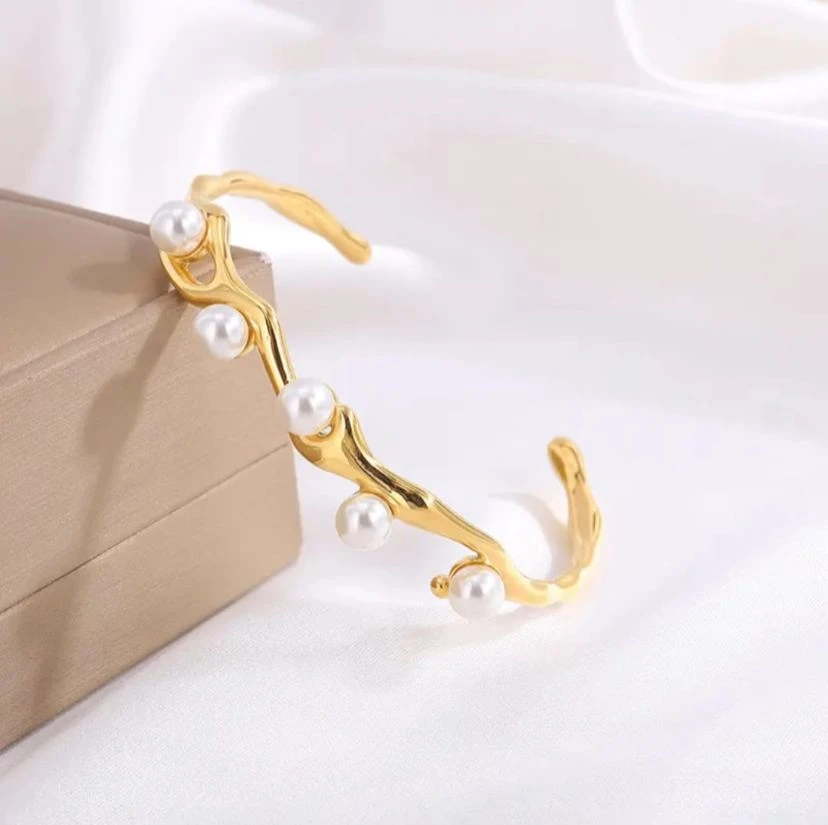 CUFF BRACELET OPEN BANGLE