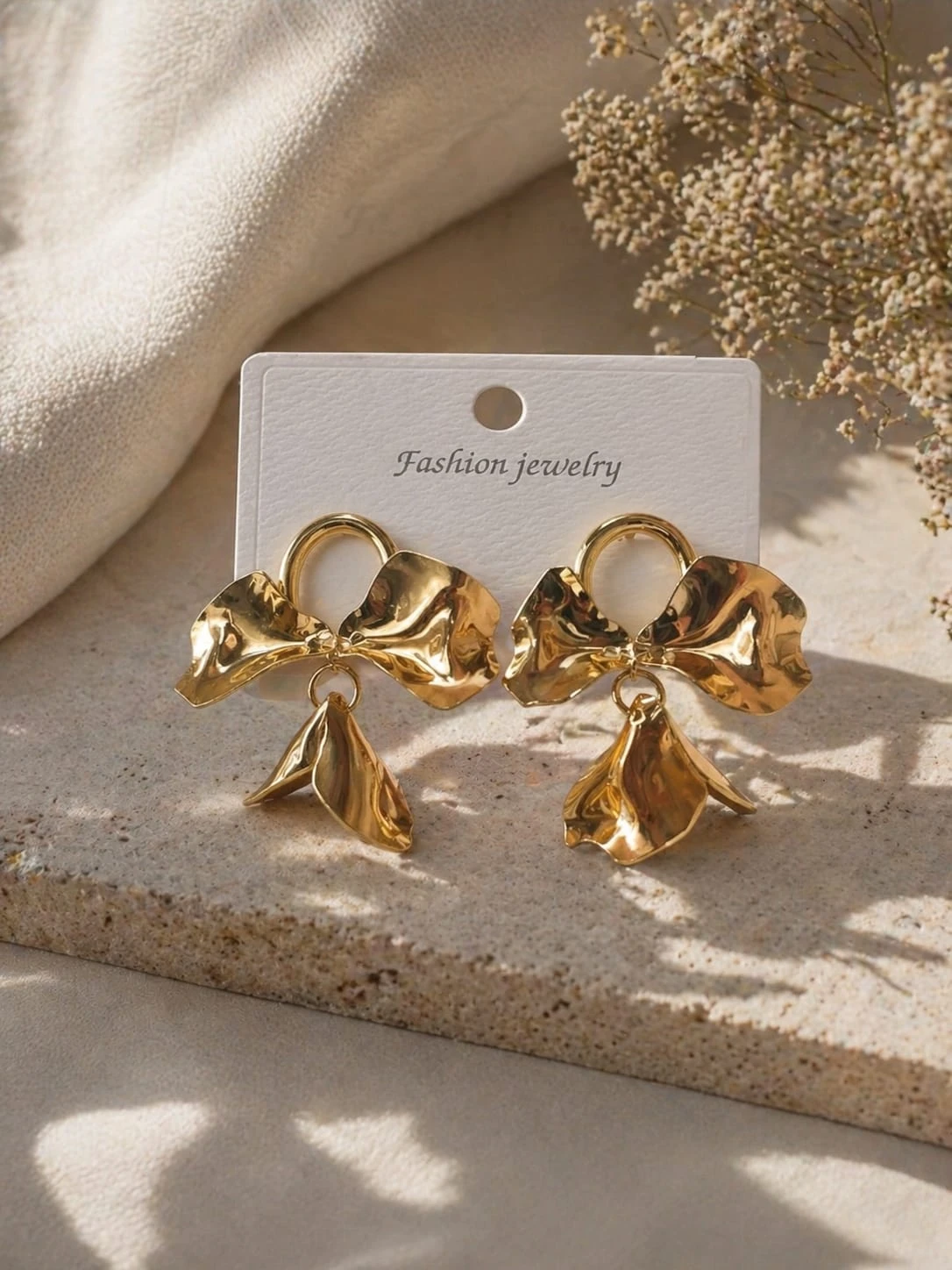 GIRLS AND WOMEN EARRINGS