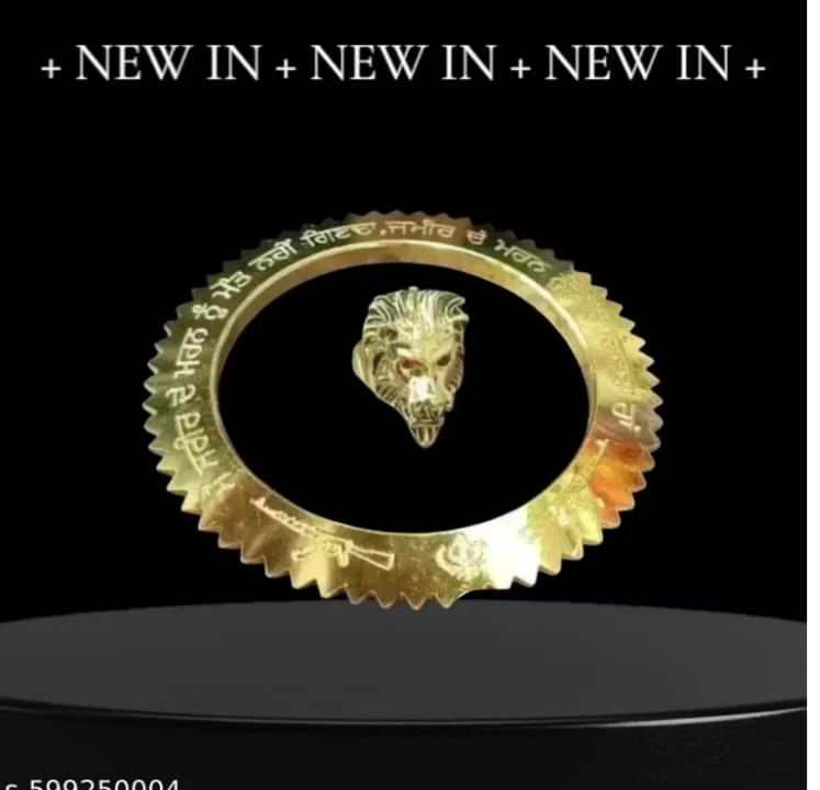 Mans golden color with sher ring