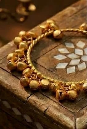 Bracelet & Bangles in women fashion