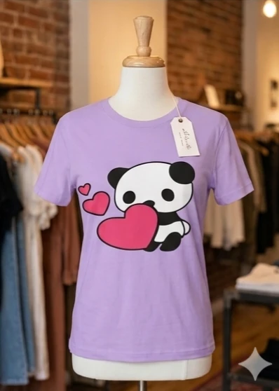 T-shirt with easthatic print