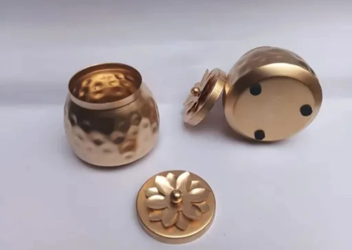Premium Hammered Gold Finish Metal Storage Jar with Decorative Lid