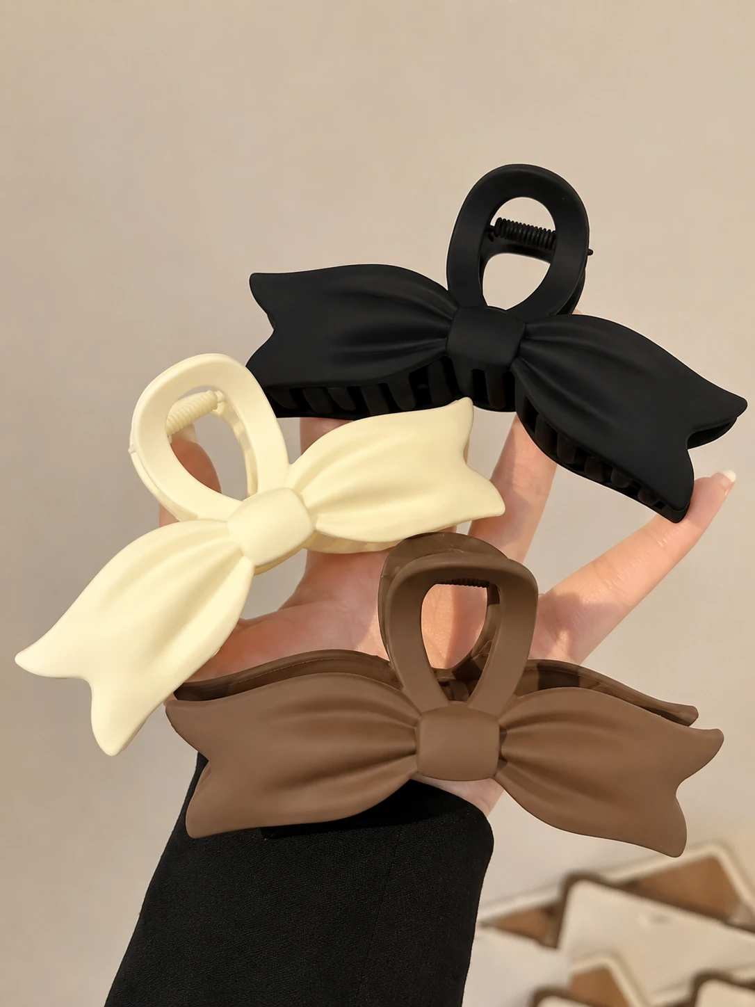 RBK Bow Hair Claw Clips for Women & Girls, Korean Style Matte Ribbon Hair Clips, Large Strong Grip No Slip Clutcher for Bun & Daily Hairstyle, Fancy Hair Accessories for Party, College, Office, Random Colour 3 PCS
