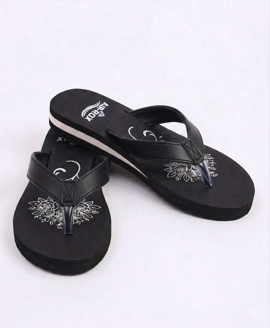 Men's Stylish Black Flip Flops | Comfortable Casual Outdoor Slippers for Men