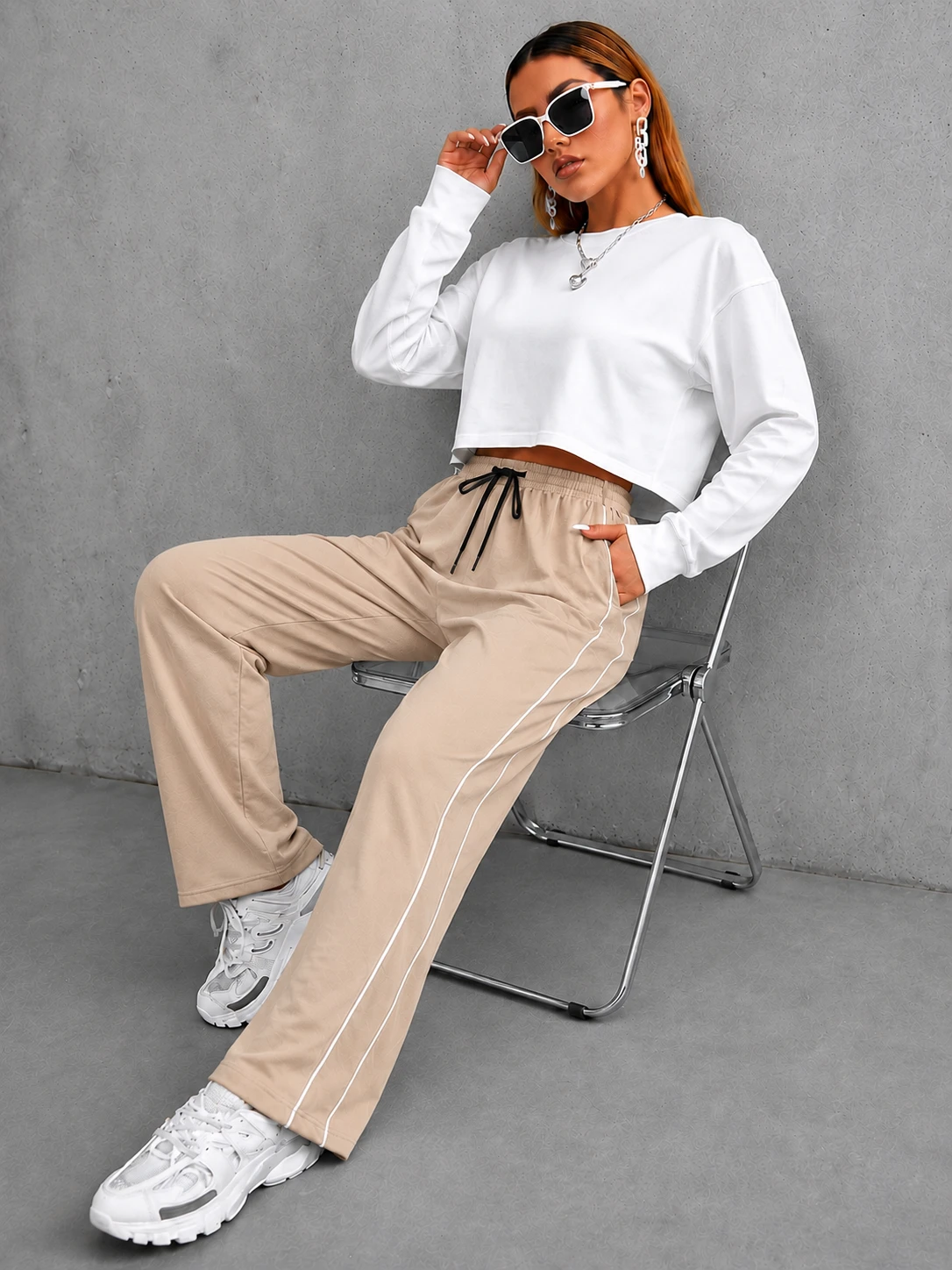 Women Beige Wide-Leg Track Pants with Double Side Piping