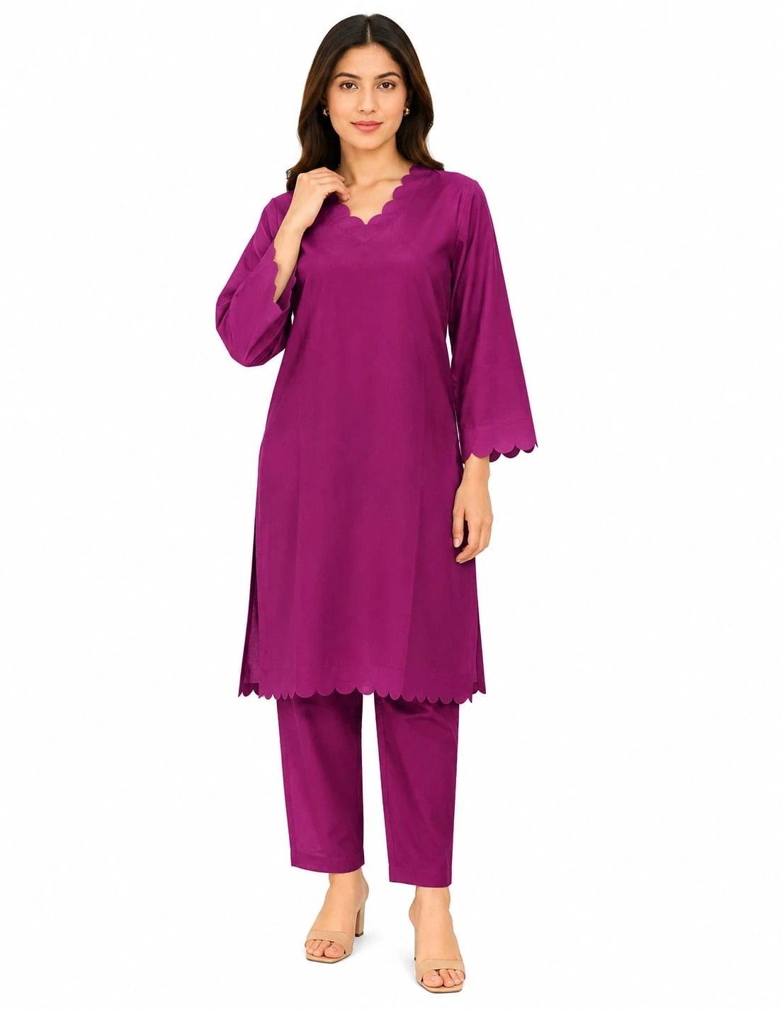 Women's Magenta Solid Scallop Neck Straight Kurta with Pants Co-ord Set