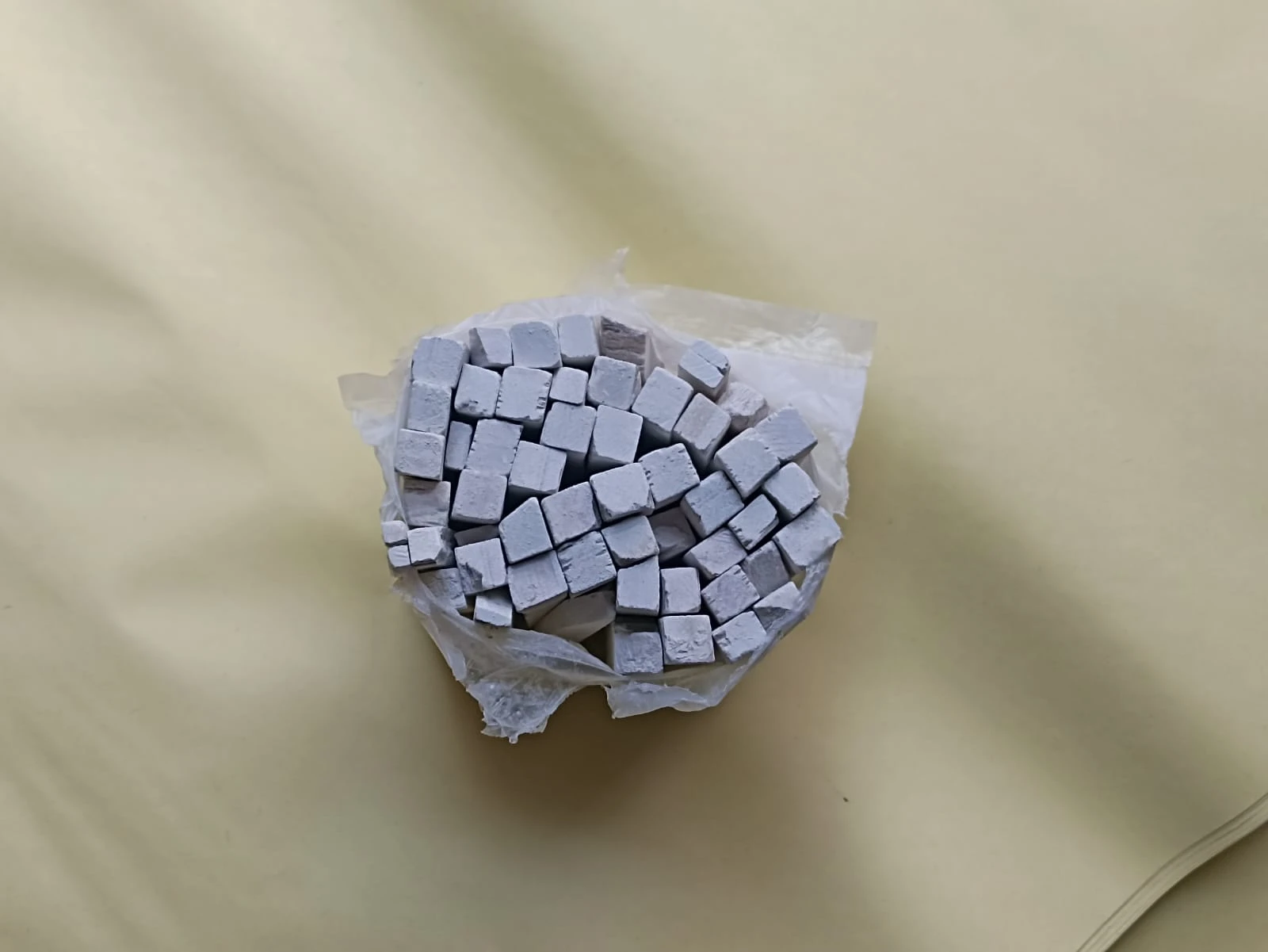 Original Pure White Slate Pencils A Pack of (1000 gms)