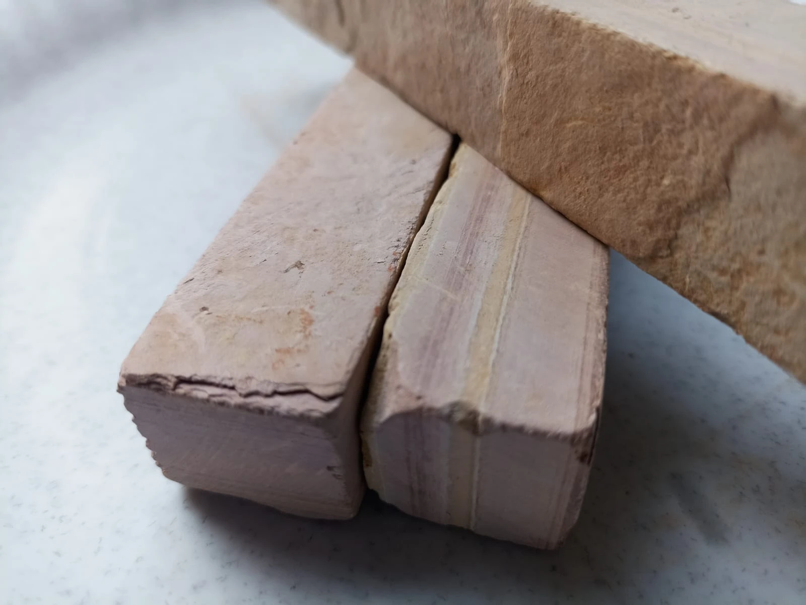 Premium Red Thick Slate Bar A Pack of (1000gms)
