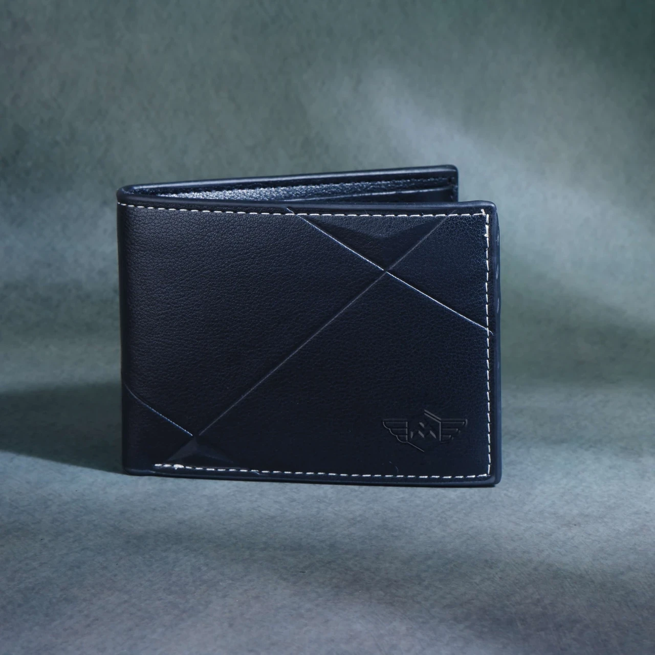 Men's Premium Leather Bi-Fold Wallet | Slim RFID Blocking Wallet with Multiple Card Slots & Cash Compartments | Black
