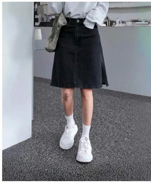 Women's Black A-Line Denim Knee Length Skirt | High Waist Casual Western Skirt for Women