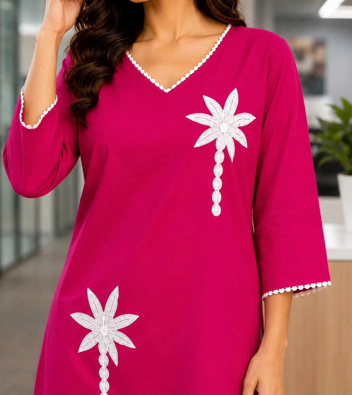 Women’s Magenta Pink Embroidered Floral V-Neck 3/4 Sleeve Top