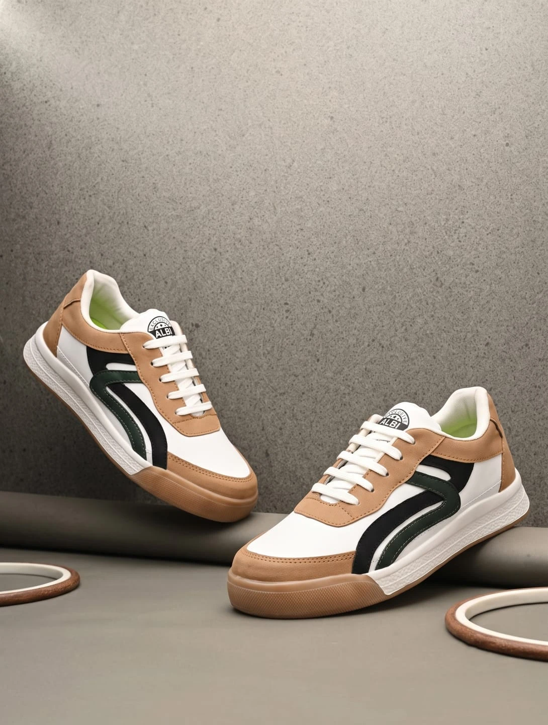 Men’s Tan & White Casual Sneakers with Black Accent – Stylish Lace-Up Shoes