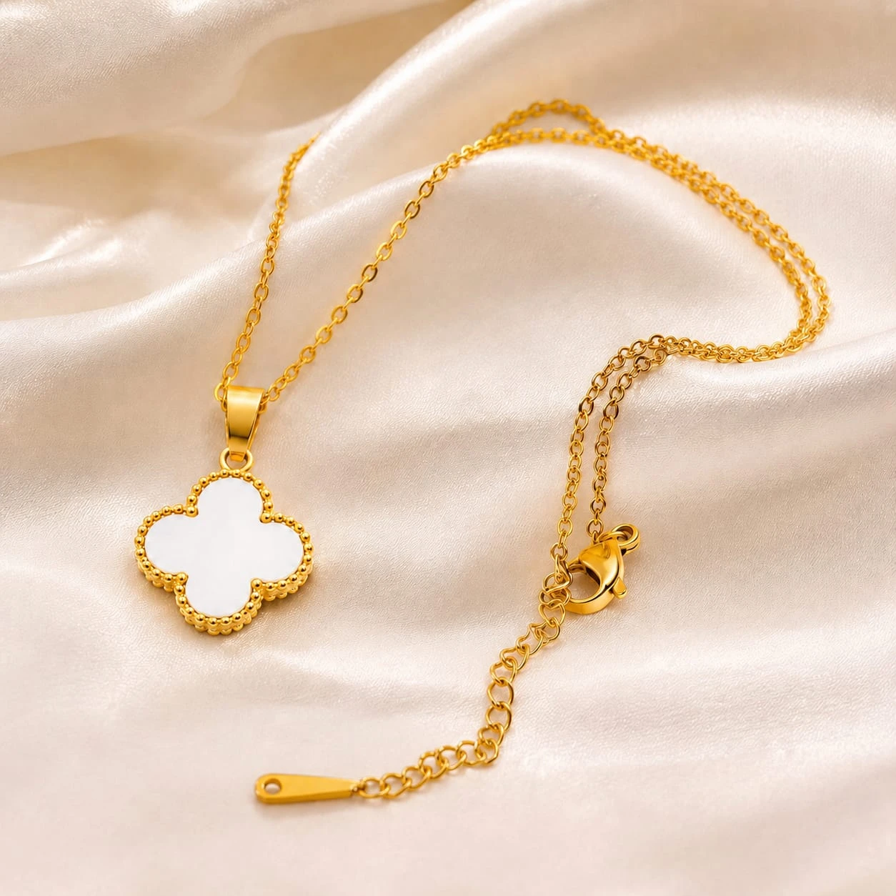 Pendant Necklace – Stylish Fashion Jewellery