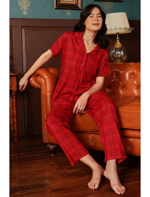 Clovia Women Rayon Printed Night Suit – Button-Down, Red