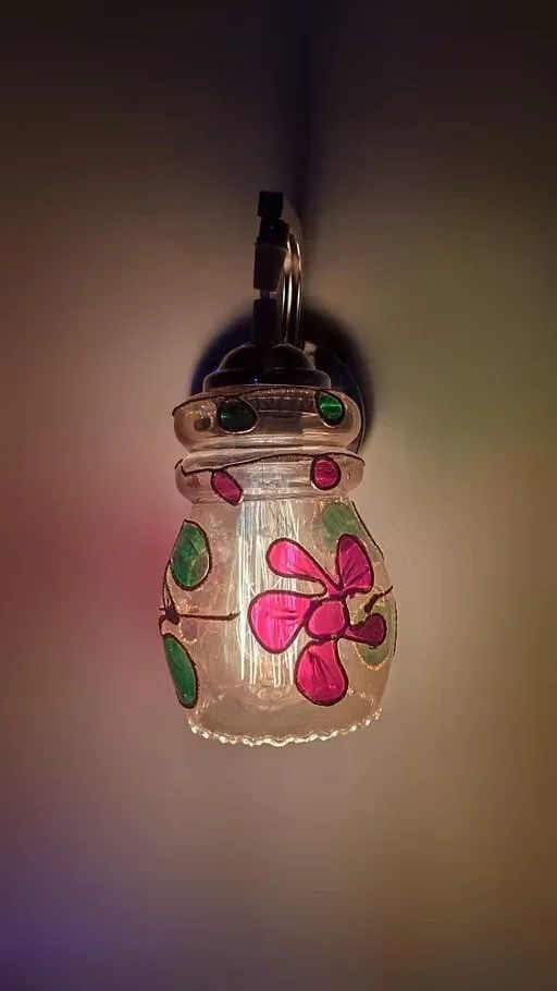 DECORATIVE STYLISH MODERN STYLE WALL LIGHT FOR HOME